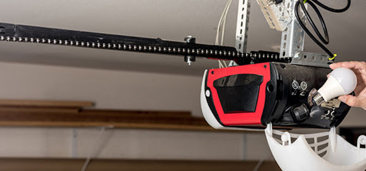 automatic garage door opener repair in Fort Lauderdale